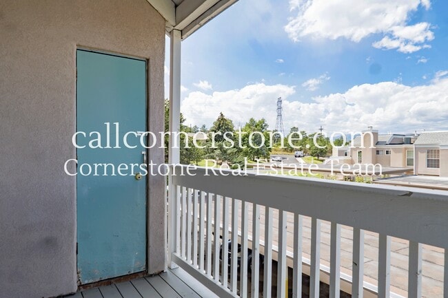 Building Photo - 3510 Parkmoor Village Dr