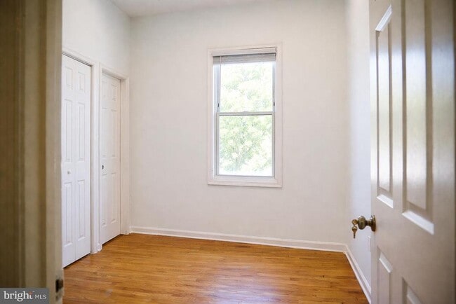 Building Photo - 1605 New Jersey Ave NW