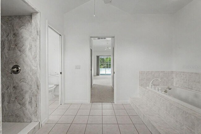 Building Photo - 20811 SW 81st Loop