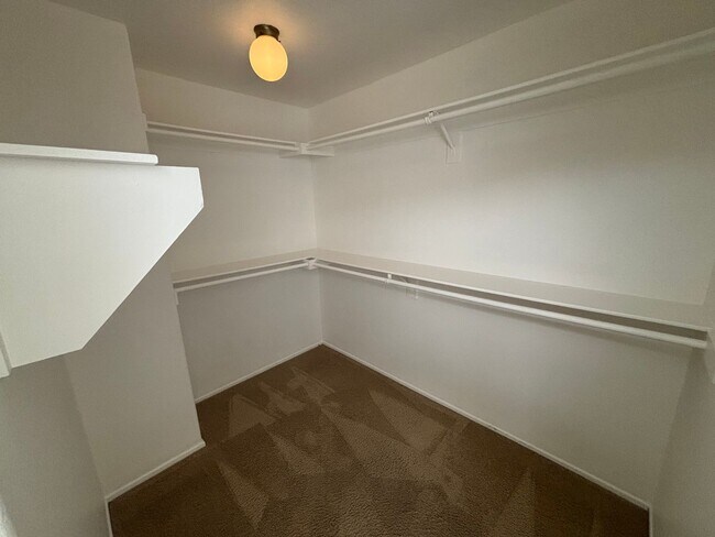 Building Photo - Spacious 3-Bedroom Stevenson Ranch Home with Downstairs Suite!