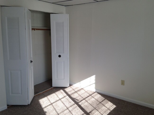 Building Photo - 3961 Brown Ave
