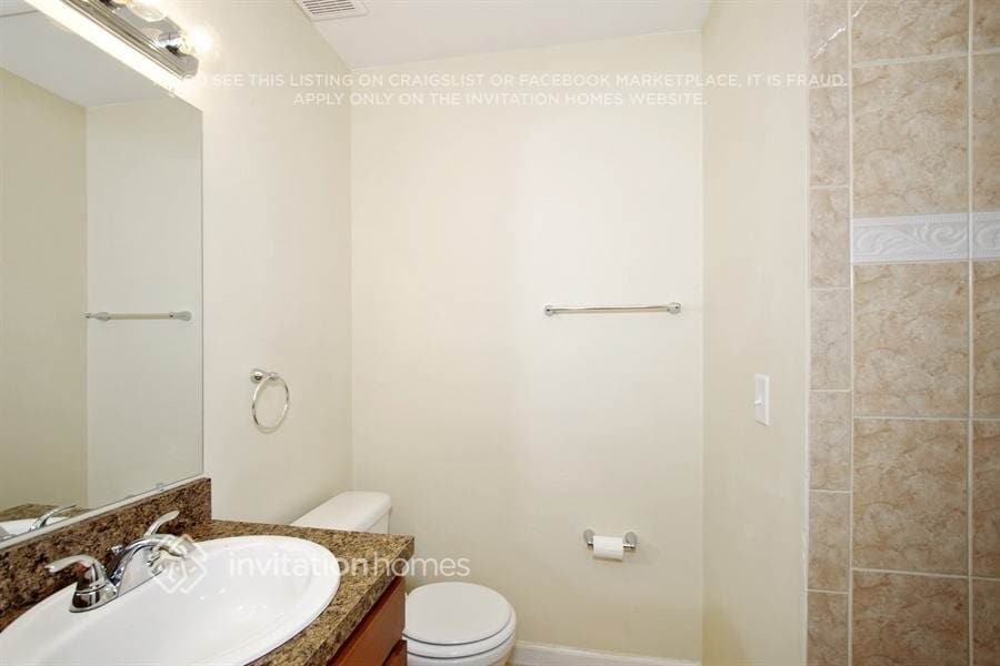 Building Photo - 3167 Windchime Cir S