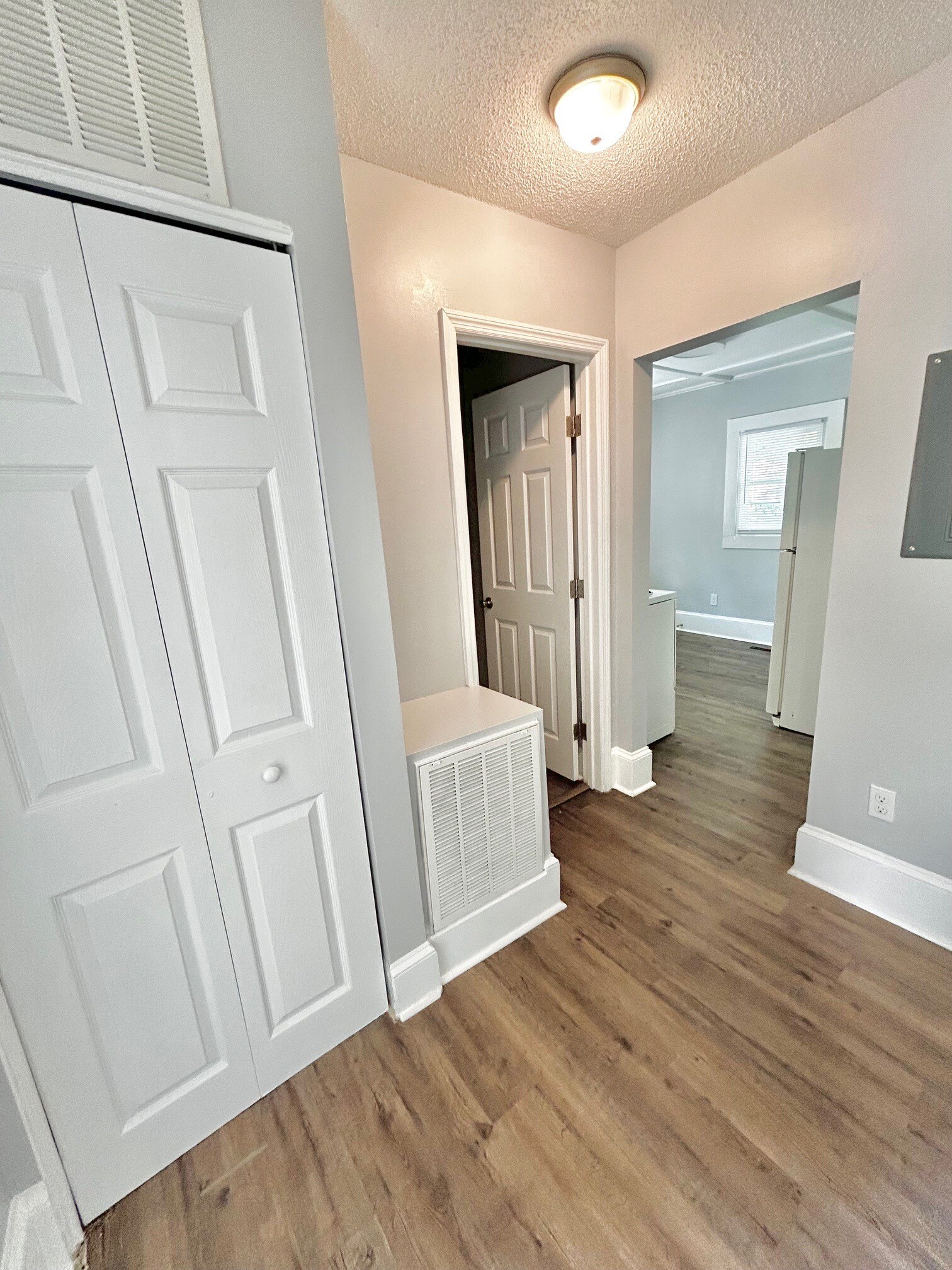 Building Photo - 224 Walker Ave