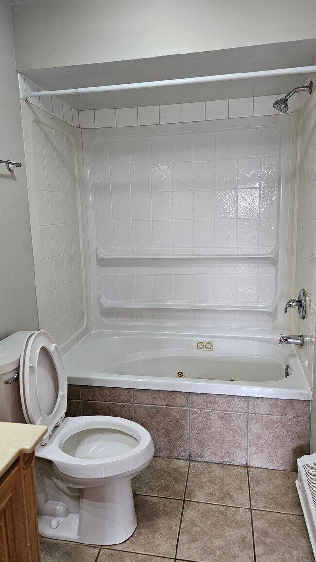 Bathroom - 410 Echo Ln