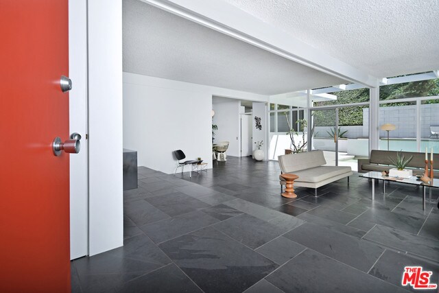 Building Photo - 3433 Shernoll Pl