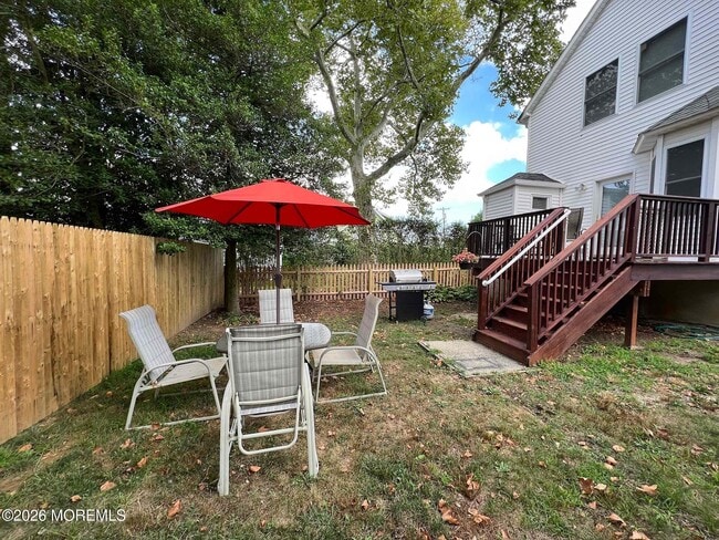 Building Photo - 462 Church St