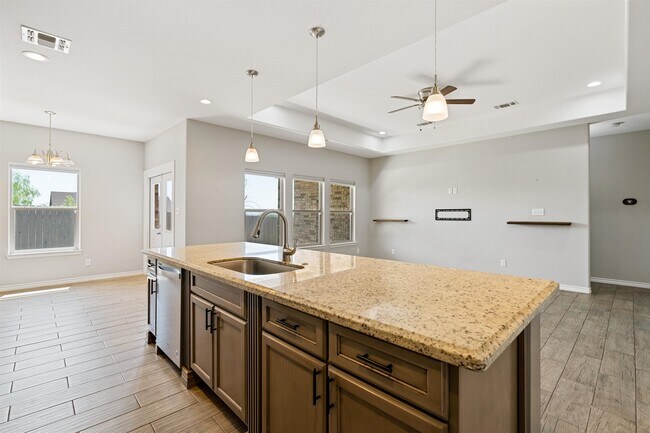 Building Photo - 306 Javier Dr