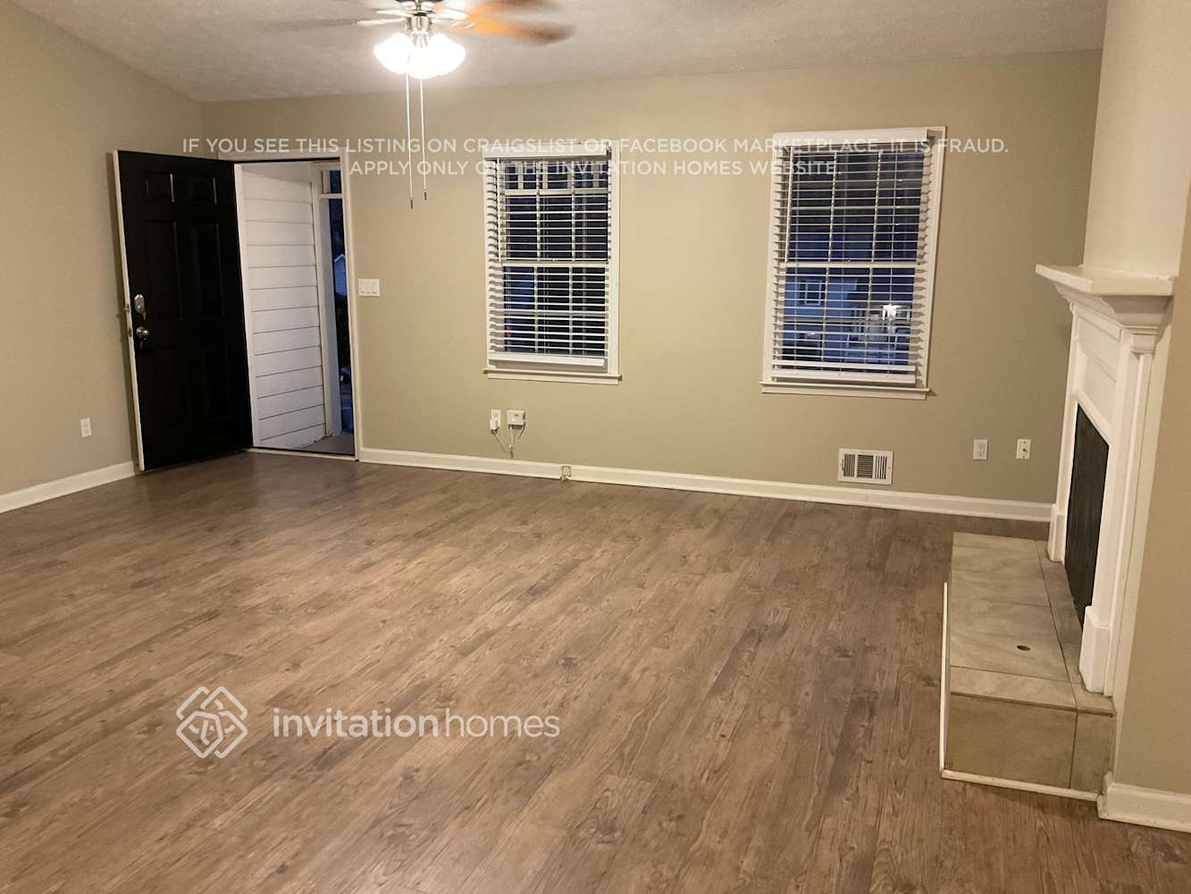 Building Photo - 305 N Briar Ridge