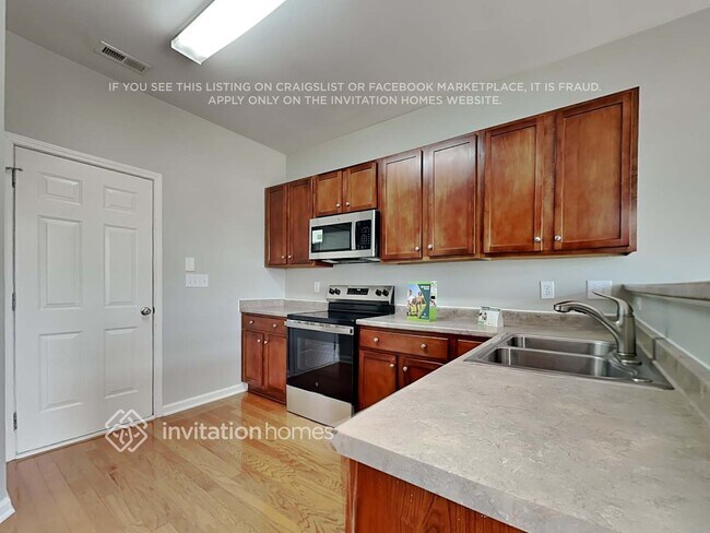 Building Photo - 170 Plott Hound Dr