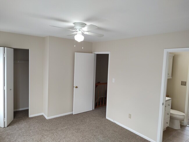 Building Photo - 43 Taos Cir
