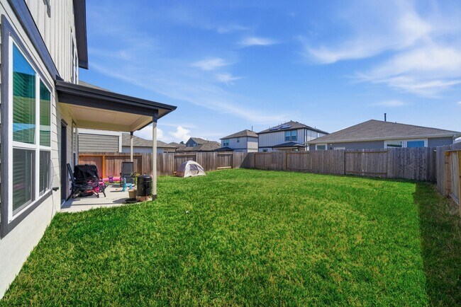 Building Photo - 23531 Autumn Harvester Dr