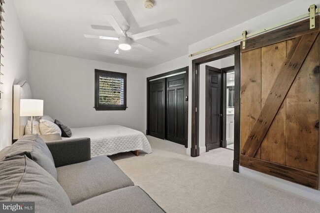 Building Photo - 2730 Oak Valley Dr