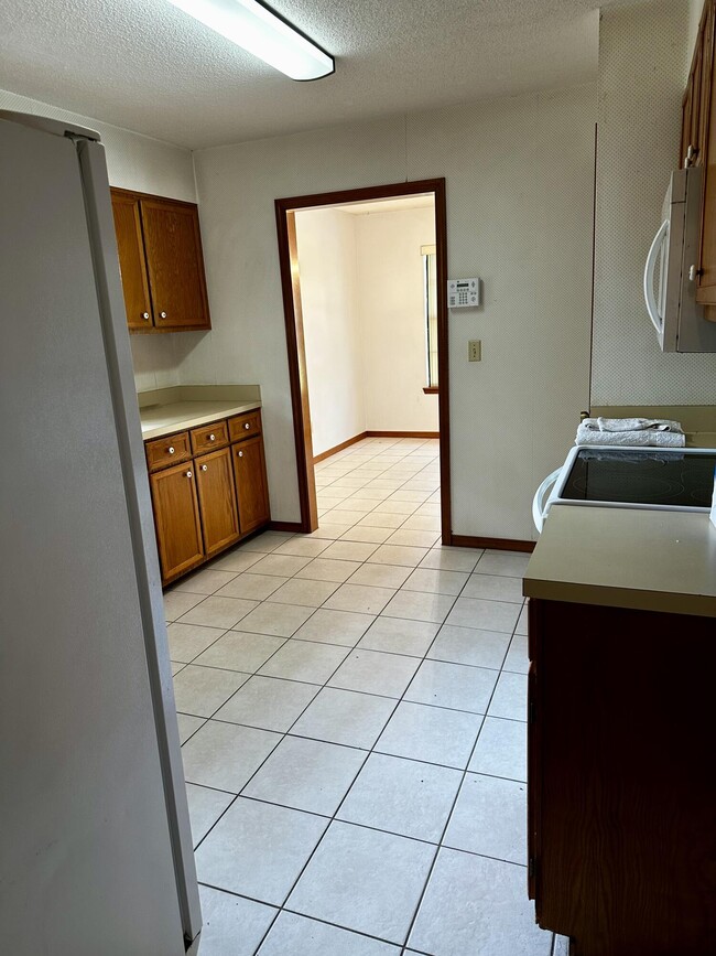 Building Photo - 109 Dominica Way