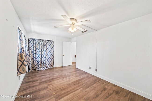 Building Photo - 1030 Ashley Ave