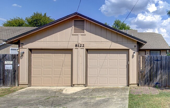 Building Photo - 8122 West Gate Blvd