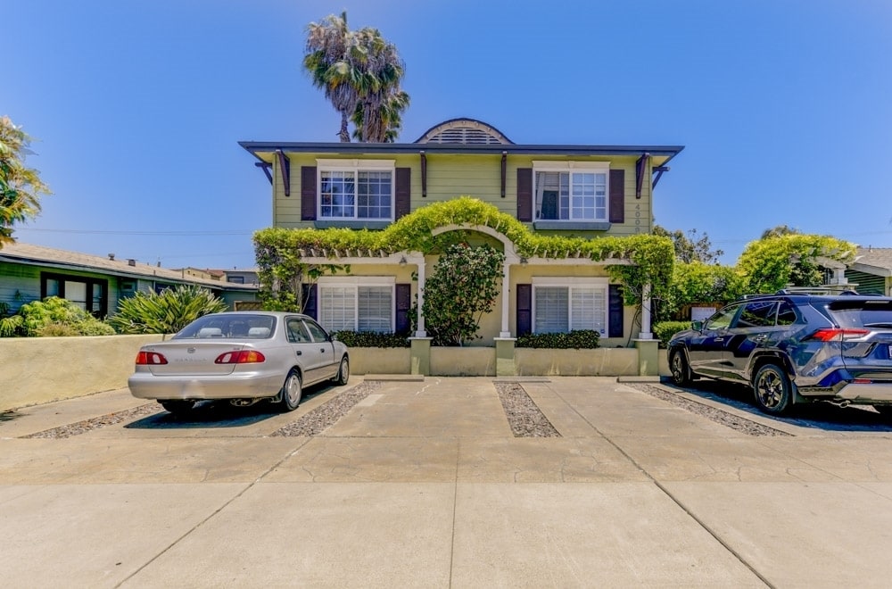 Building Photo - 4013 Illinois St