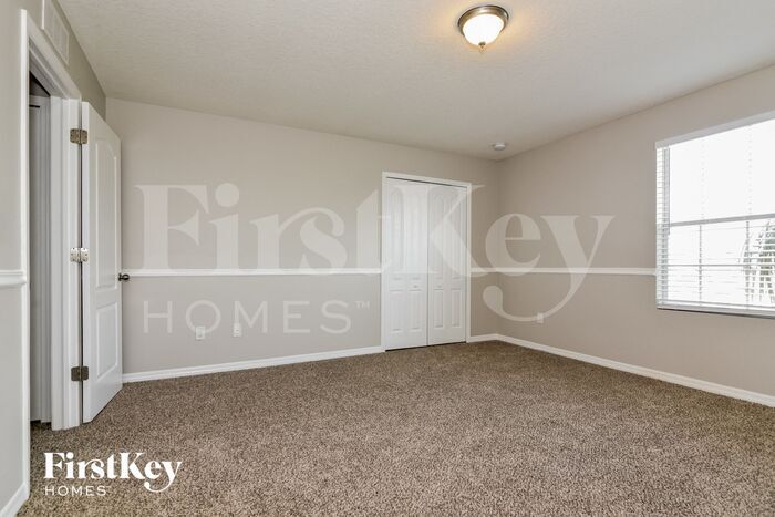 Building Photo - 561 Vista Ridge Dr