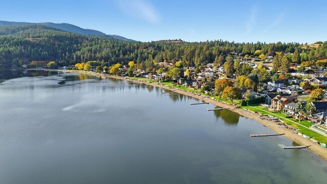 Building Photo - 820 S Liberty Dr