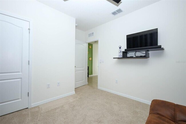 Building Photo - 33417 Affirmed Wy