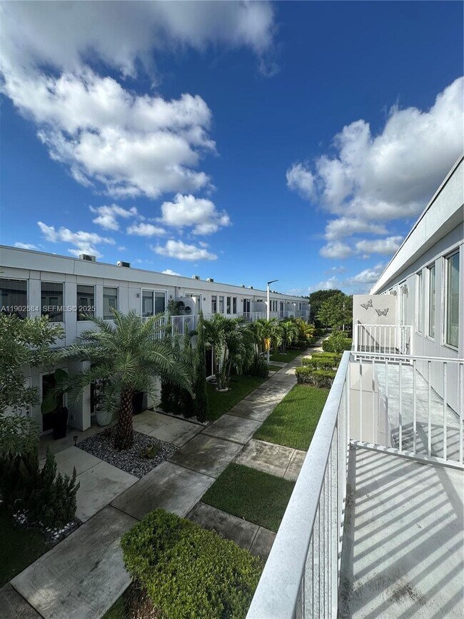 Building Photo - 13712 SW 259th St