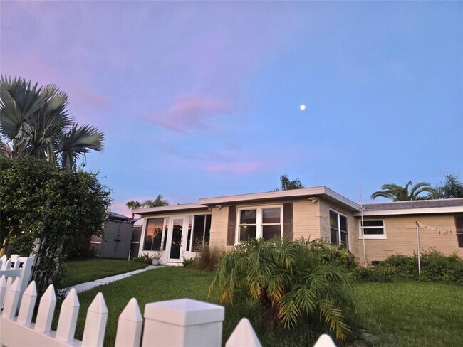 Building Photo - 1354 Linstock Dr
