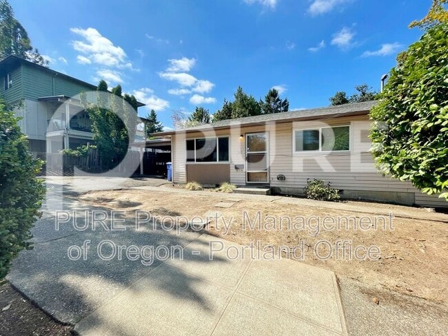 Building Photo - 527 NE 63rd Ave