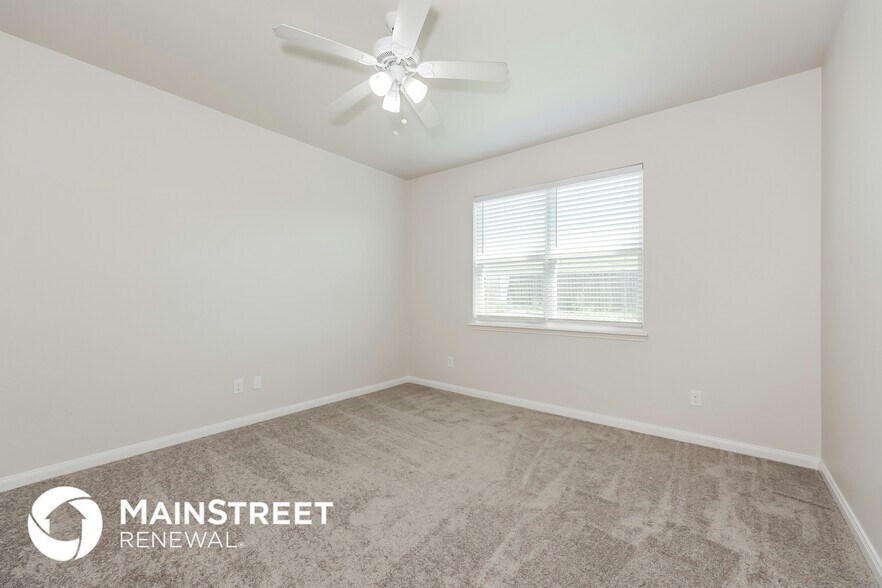 Building Photo - 9225 Lone Cypress Dr