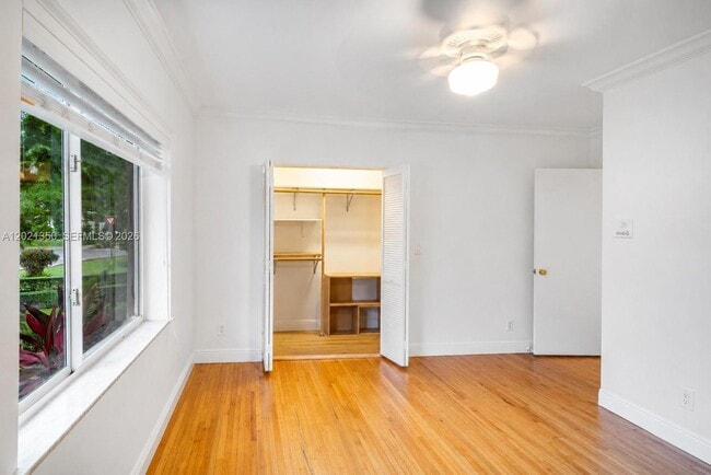 Building Photo - 648 Sevilla Ave