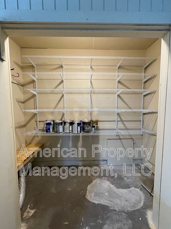 Building Photo - 3711 E 108th St