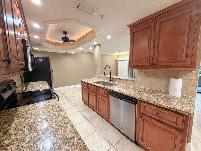 Building Photo - "Spacious 2-Bed, 2-Bath Condo Retreat in Innisbrook Community – 1210 Sq Ft of Comfort at 36750 US...