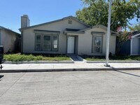 Building Photo - 9904 Cedar Mountain Cir