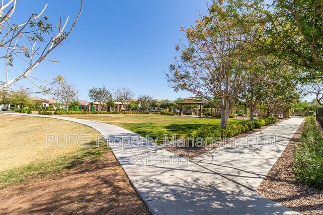 Building Photo - 1423 N Balboa