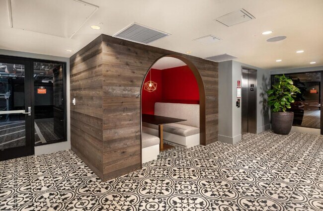 Building Photo - 1650 S Delaware St