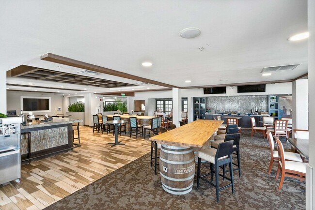 Building Photo - 6204 Celadon Cir