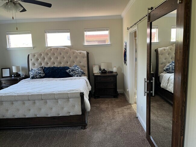 Master bedroom - 136 Peace Pl