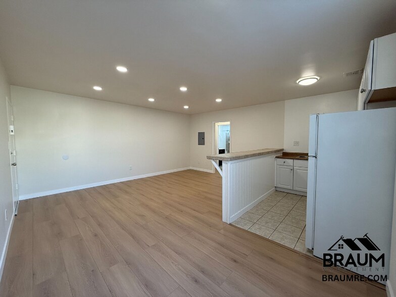 Building Photo - 5611 Fulcher Ave