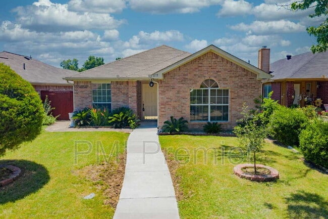 Building Photo - 1175 Meadows Dr