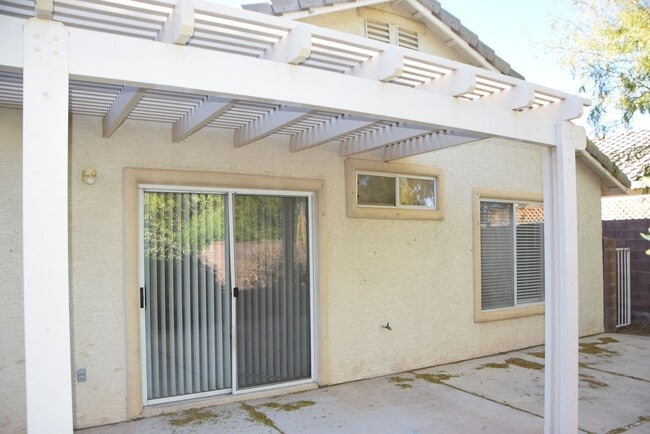 Building Photo - 3242 Velvet Rose St