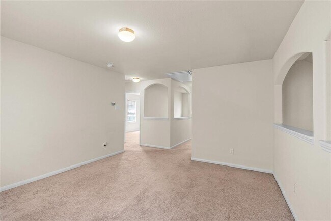 Building Photo - 6439 Wilshire Ridge