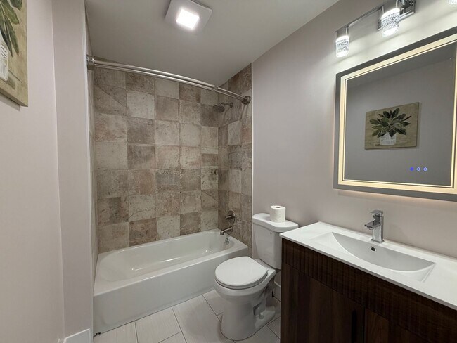 Building Photo - 4300 Apple Ave