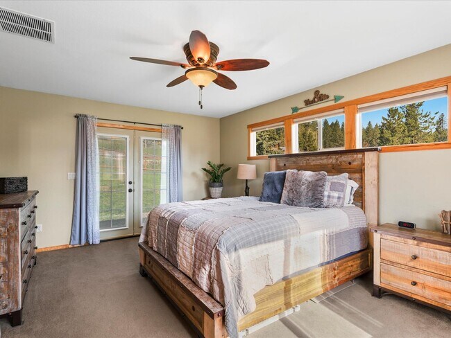 Building Photo - Spacious Single-Level Home in Wilderness Ranch