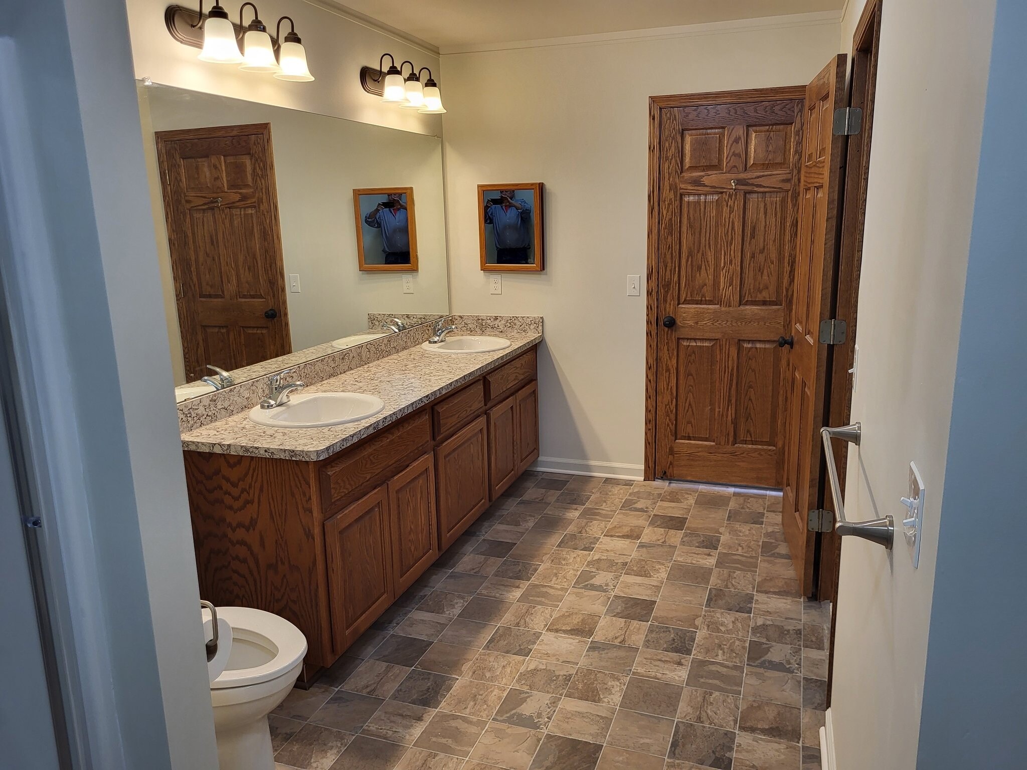 Building Photo - 11719 21 Mile Rd