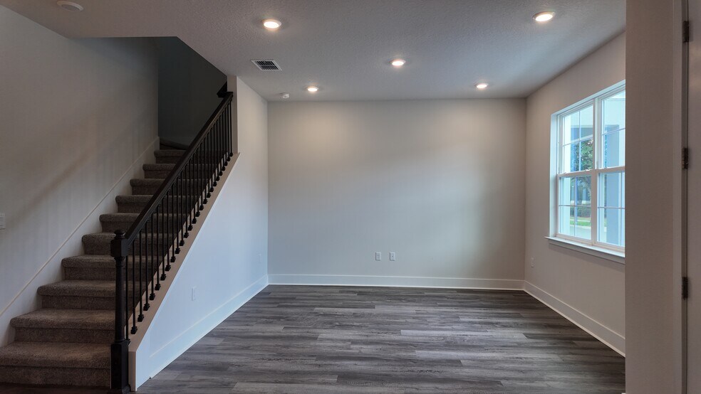 Building Photo - 3319 Grande Heron Dr