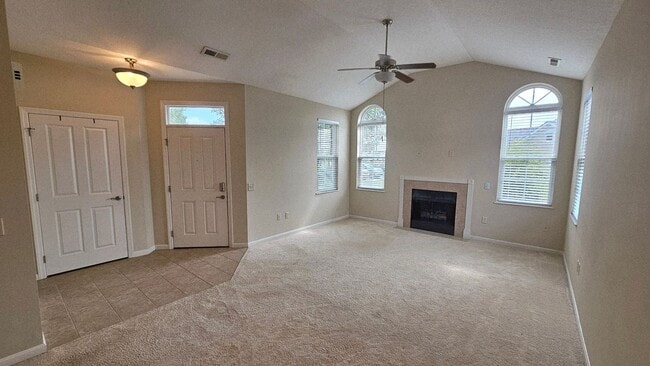 Building Photo - Bridgewater Two bedroom Condo Available!