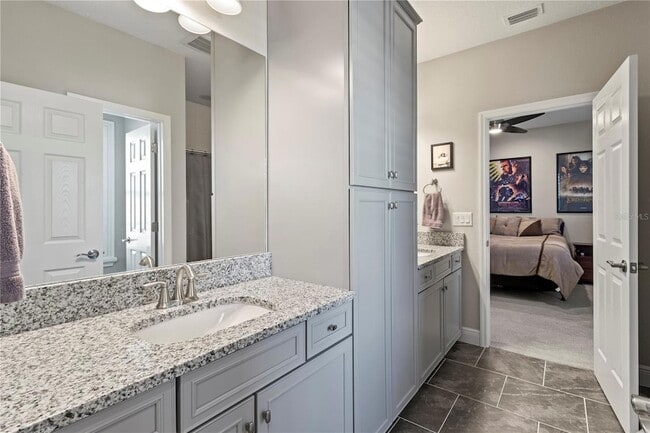 Building Photo - 4580 Shoreleaf Lp