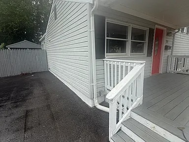 Building Photo - 35 Chestnut Dr