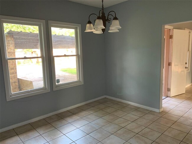 Building Photo - 11375 Allwood St