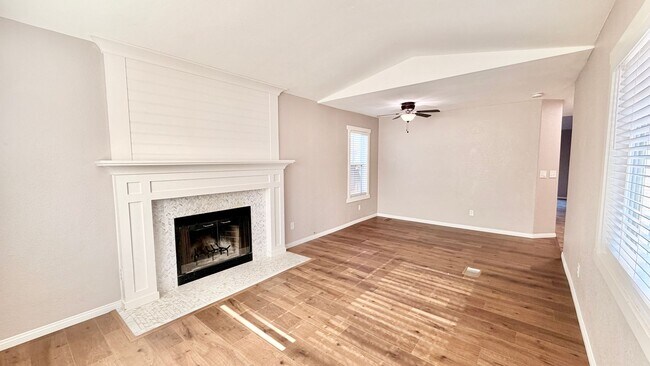 Building Photo - Wonderful Single-Story Home in the Darling Lake Rancho Viejo HOA Community of Fallbrook!