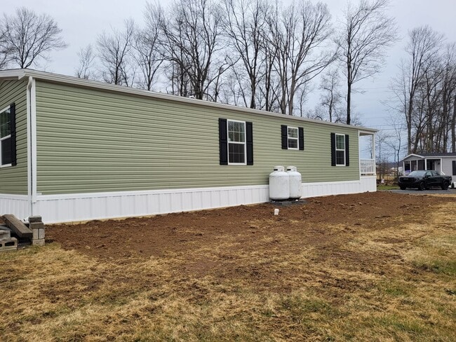 Building Photo - New 2 Bedroom Mobile Home-Denver