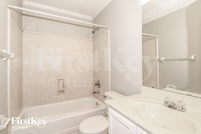 Building Photo - 726 Silver Sands Dr